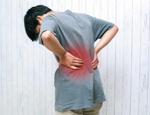 7 Backache Signs That Need the Best Spine Doctor in Bangalore
